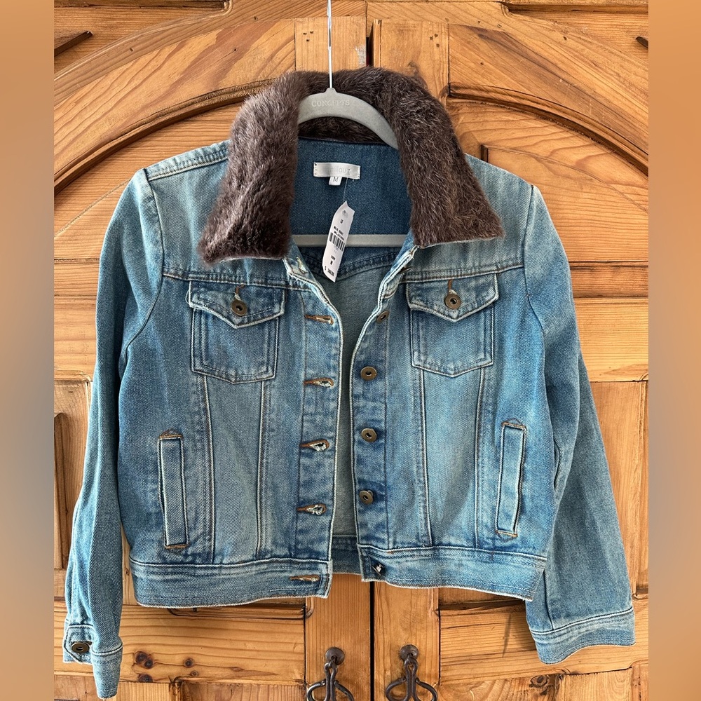 NWT Millau Denim jacket with faux fur collar